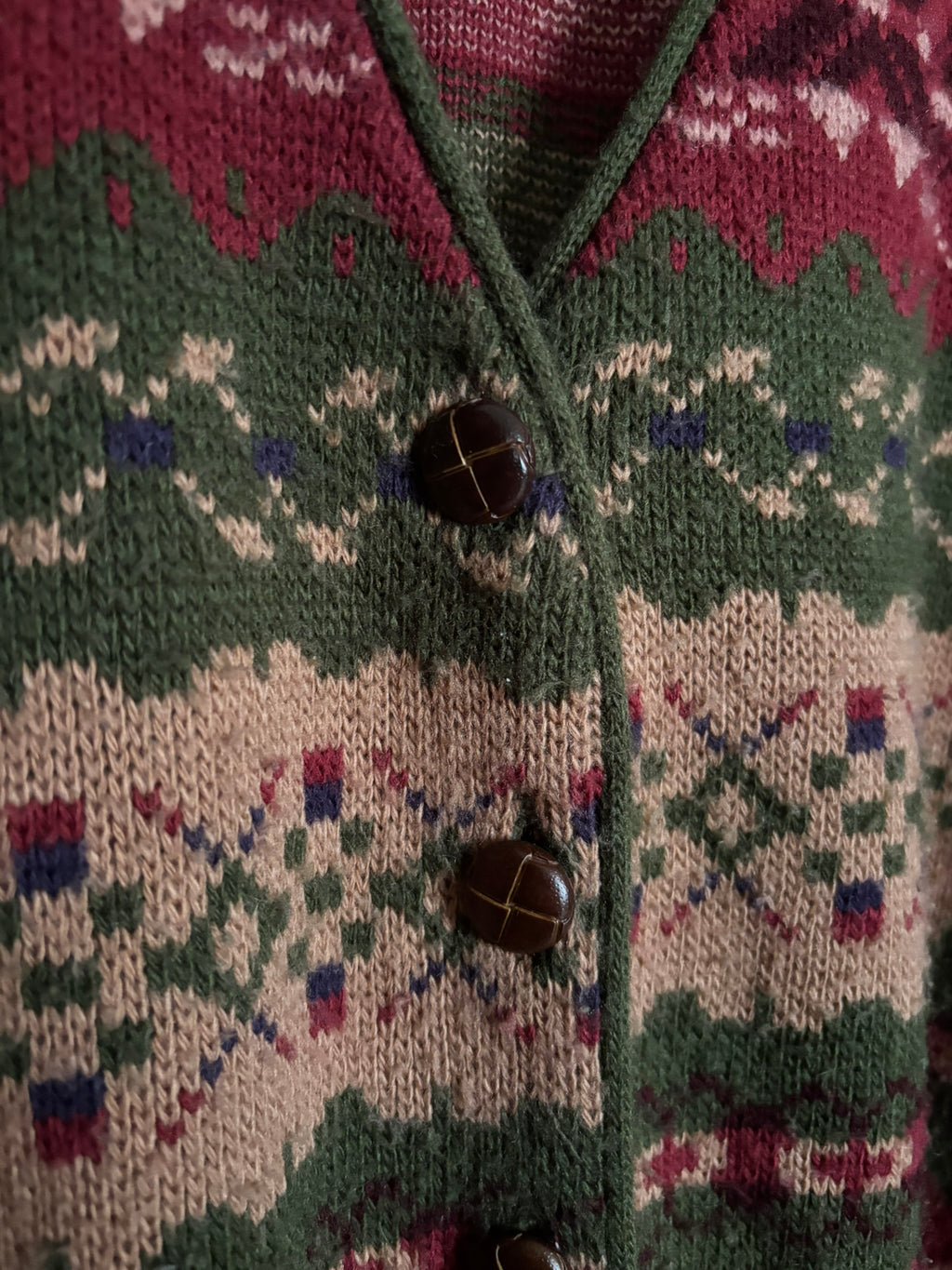 Vintage khaki, burgundy and beige jacquard cardigan – Size 38 to 42 – 1990s