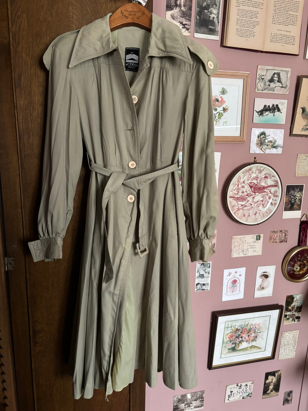 Trench vintage kaki clair à taille ceinturée – O’Trio Créations Paris –T.34/36- Années 80