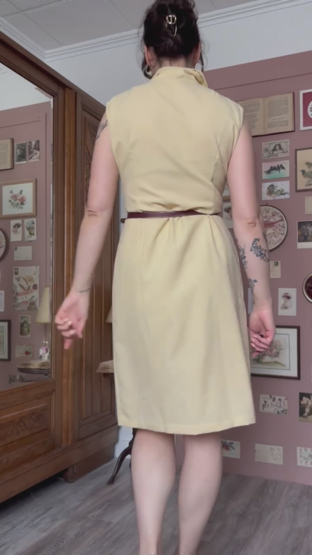 Robe droite ajourée jaune – T.38/40– Vintage années 90