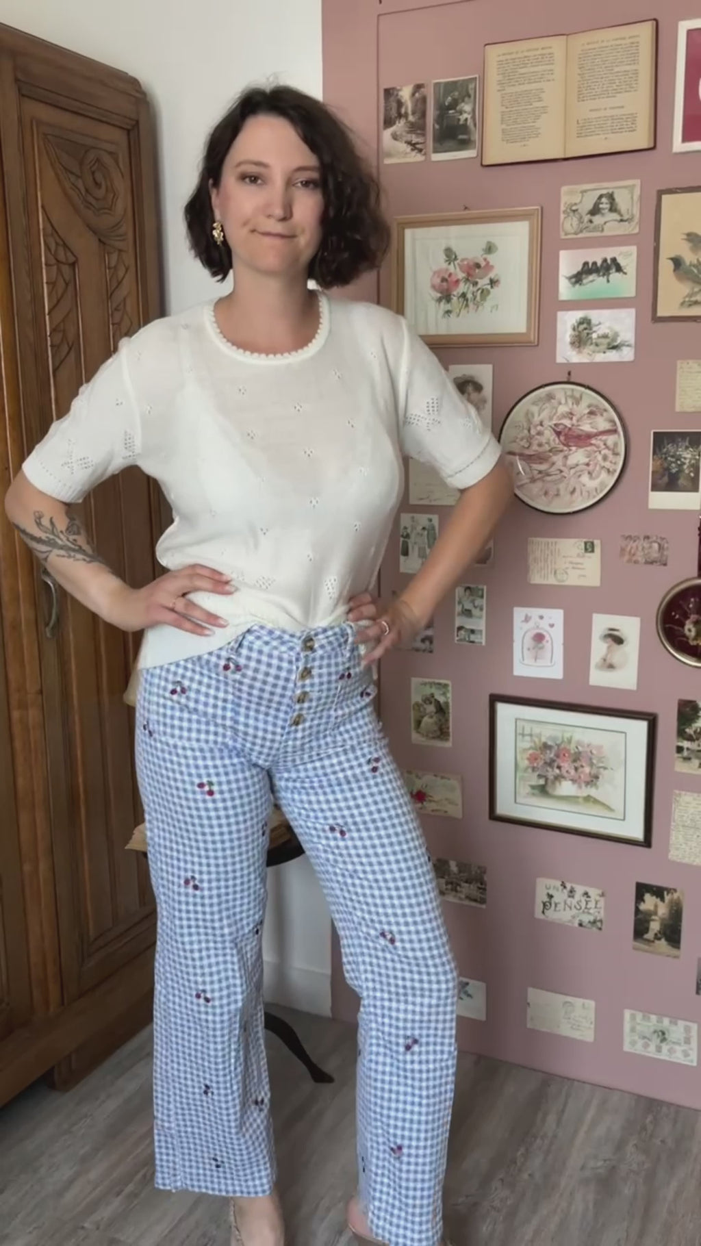 T-shirt en maille écrue à motifs ajourés – T. 38/40 – Vintage années 90
