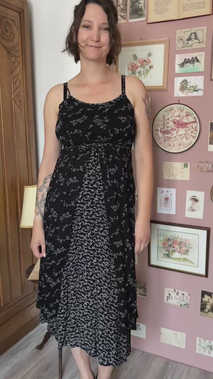 Robe midi noire fleurie – T.36 / petit 38 – Années 90/2000