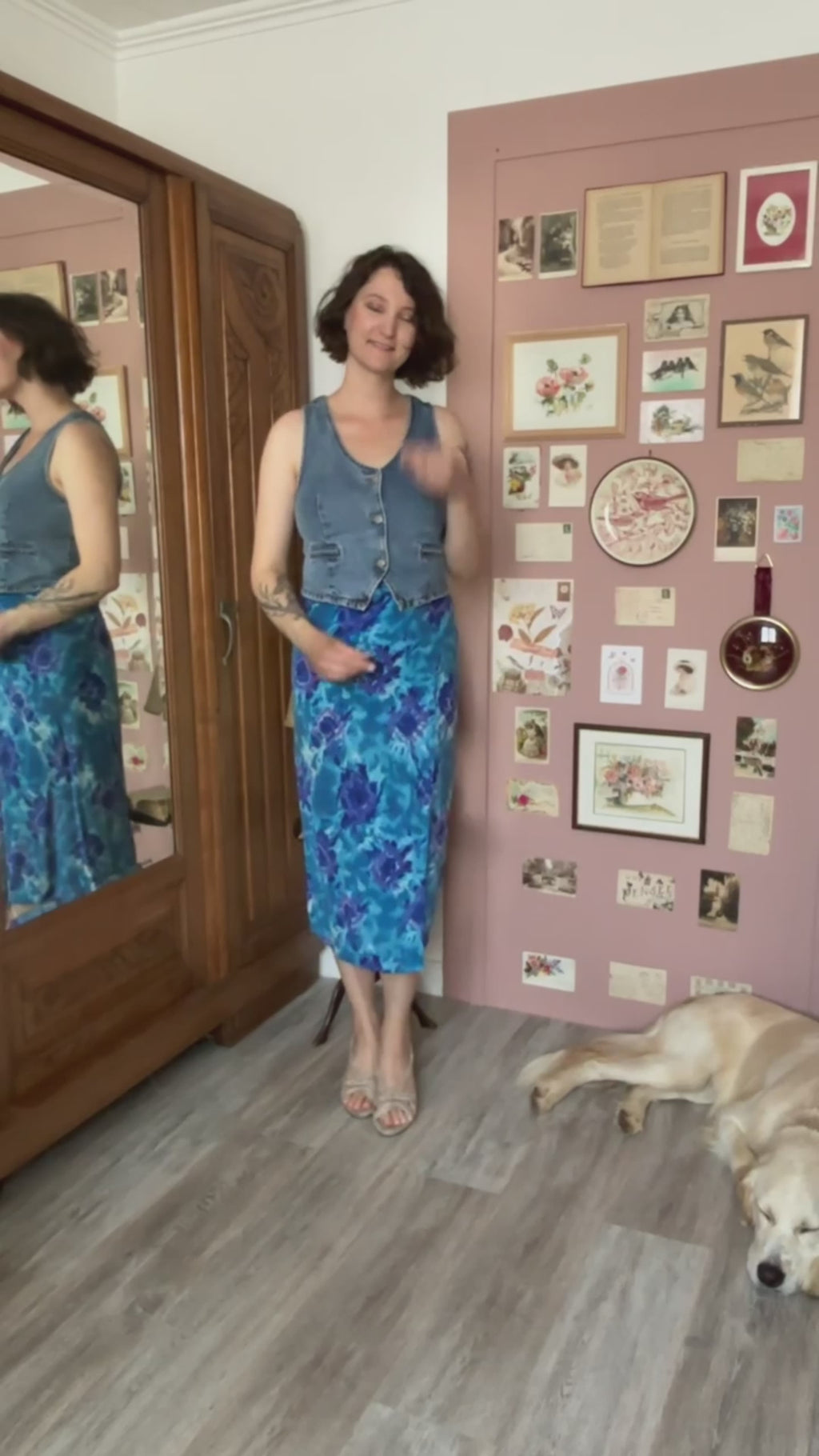 Blue watercolor wrap midi skirt – Sizes 36 to 44 – 90s Vintage