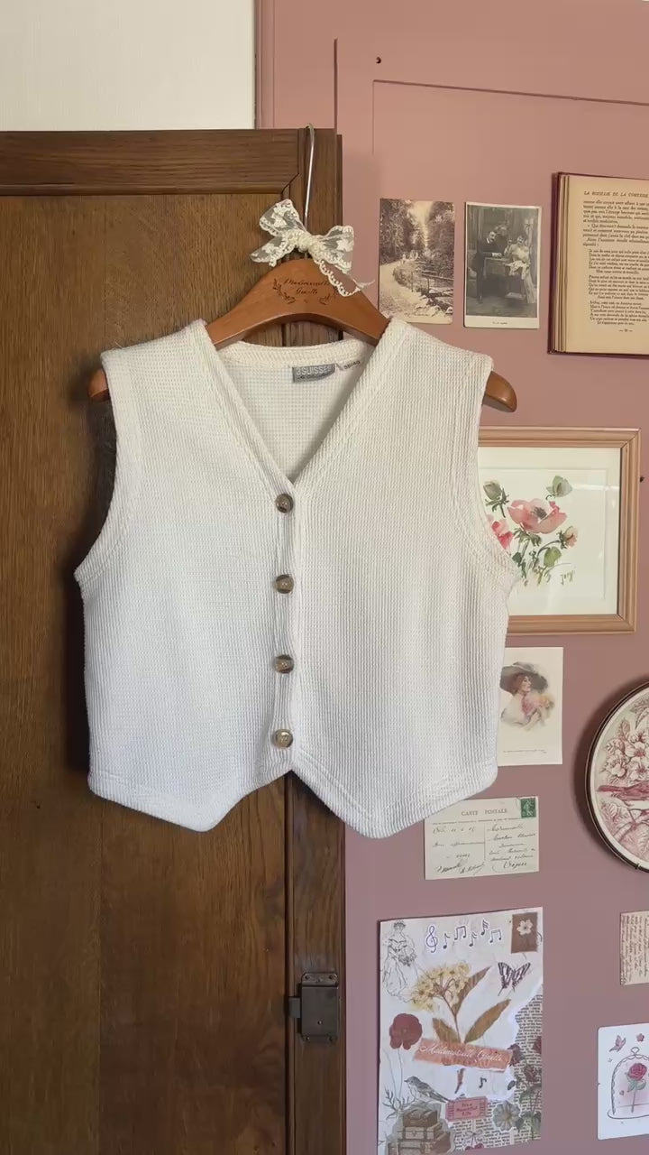Gilet sans manches gaufré écru – T.36- Vintage années 90