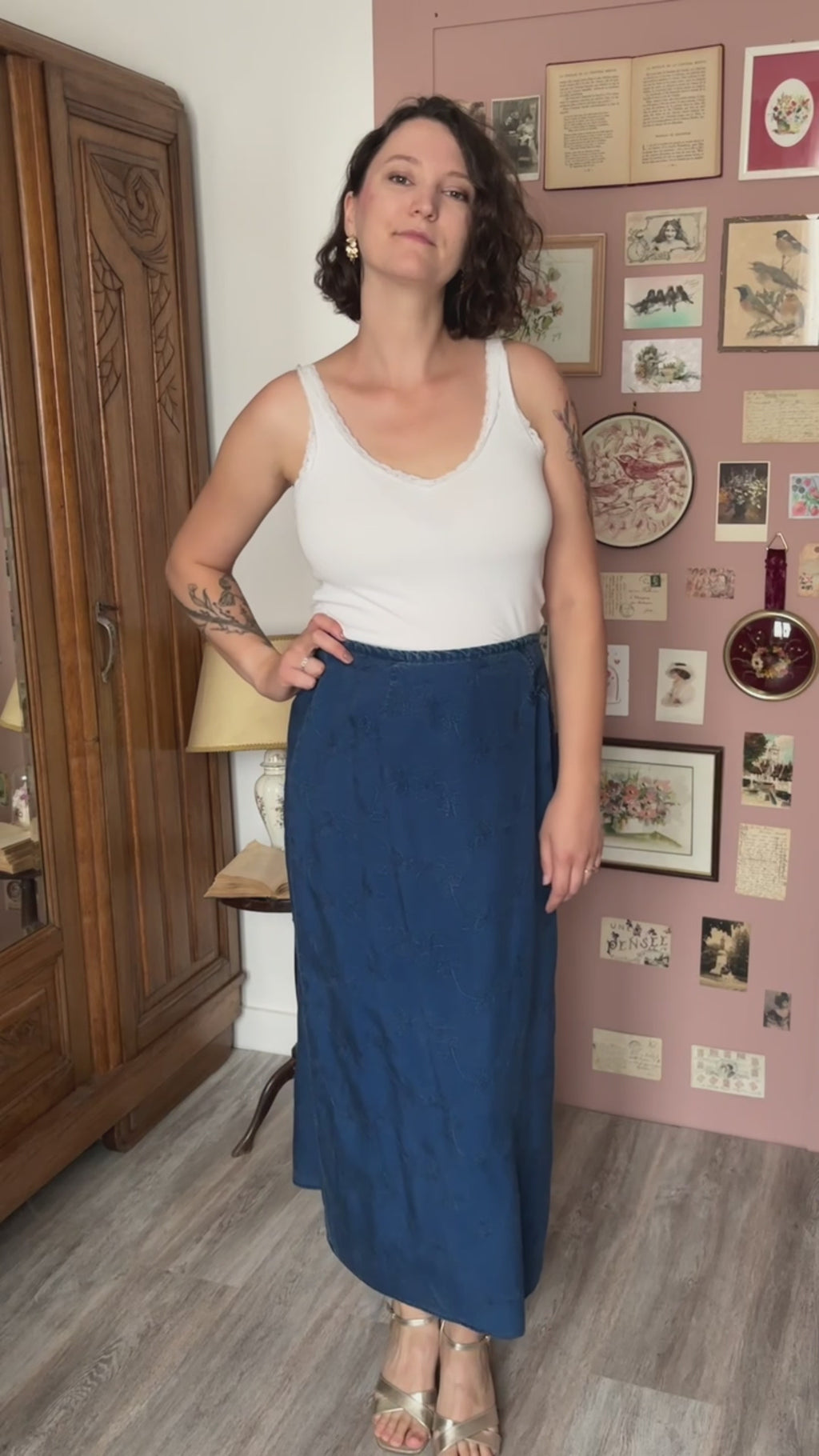 Jupe longue bleu denim brodée – Bleu de Sym  T.40/42 – Années 2000